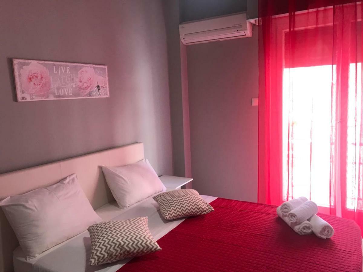 Merilyn Central Apartment Atina Dış mekan fotoğraf